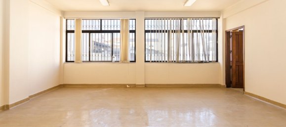 190m² Office in Barreiro, Portugal No. 60131 12