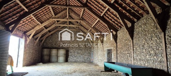 5 bedrooms House in Pontaumur, France No. 205780 11