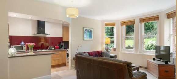 2 bedrooms Apartment in London, United Kingdom No. 3579 16