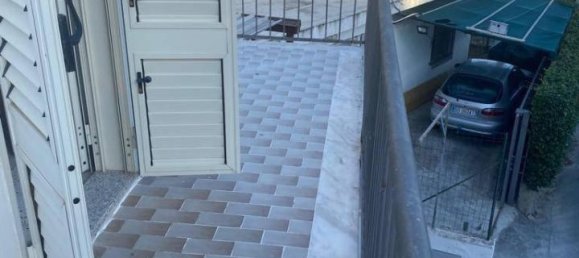 5 rooms House in Sellia Marina, Italy No. 17997 8