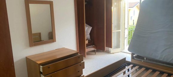 5 rooms House in Sellia Marina, Italy No. 17997 10