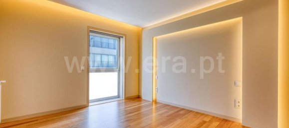 Apartamento de 4 dormitorios en Vila do Conde, Portugal No. 53459 13