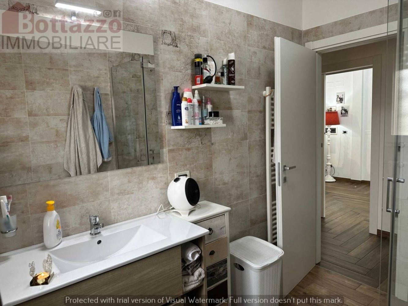 Квартира с 4 комнатами в Лиццано, Италия № 231876