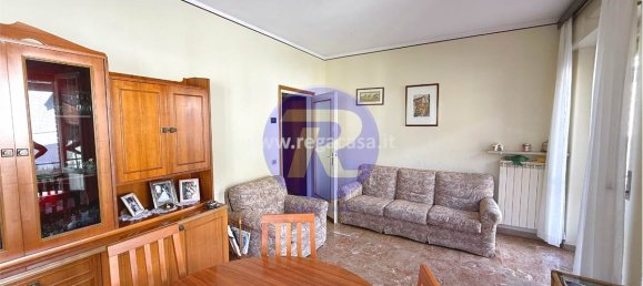 2 bedrooms Commercial property in San Pellegrino Terme, Italy No. 328596 5