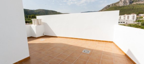 3 bedrooms Townhouse in Orba, Spain No. 8368 2