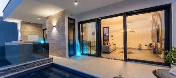 3 غرف نوم فيلا في Vrsi, Croatia رقم 180 2