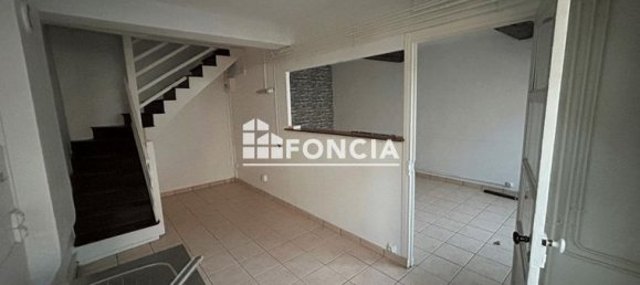 2 Schlafzimmer Haus in Saint-Andre-de-Corcy, France, Nr. 310926 2