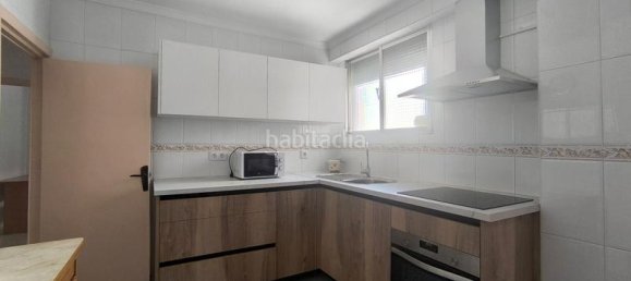 3 bedrooms Apartment in Almeria, Spain No. 188817 9