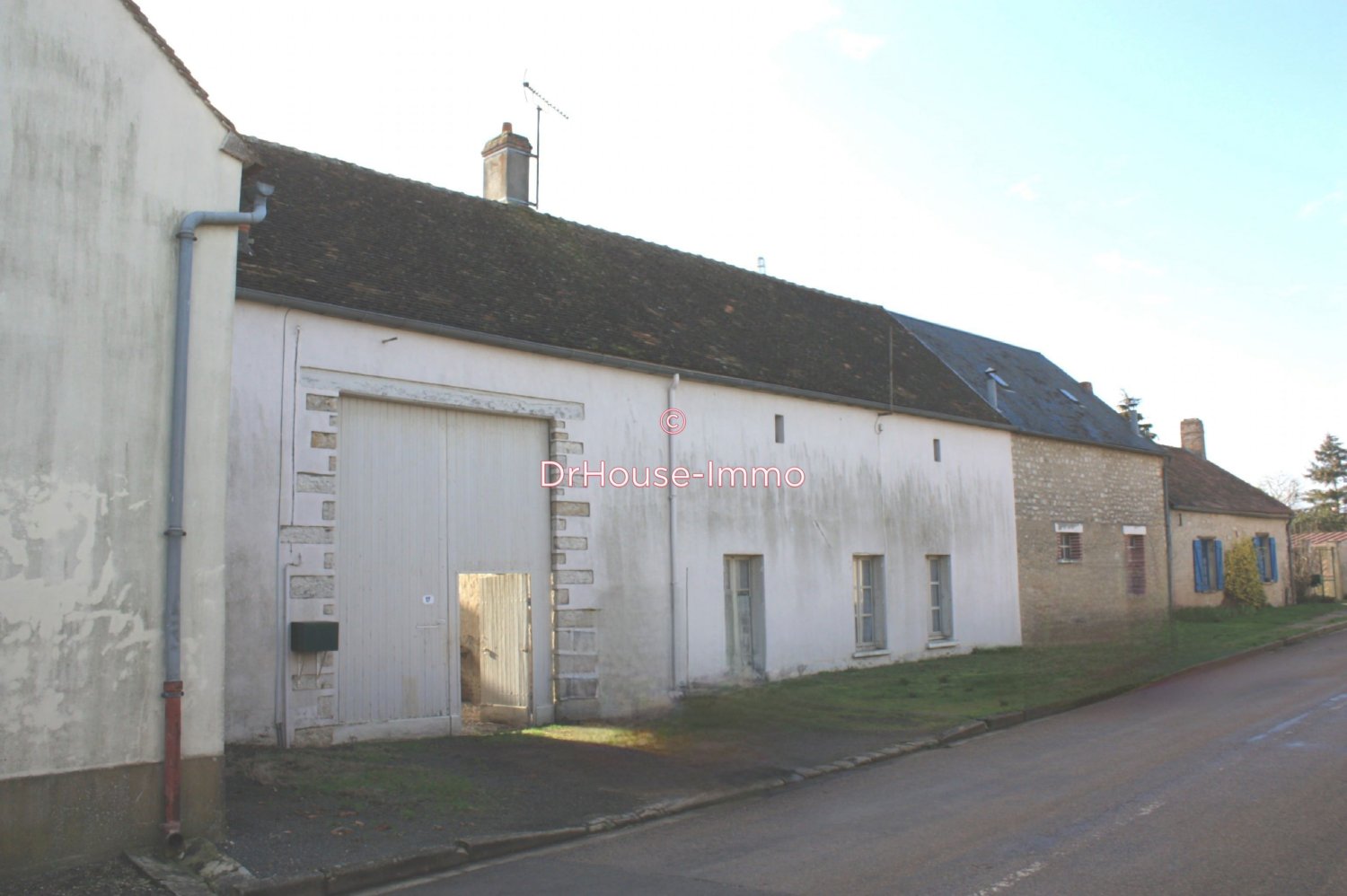 Здание с 4 комнатами в Жиронвиль, Франция № 178318