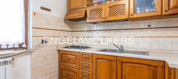 6 rooms House in Guidonia Montecelio, Italy No. 104702 6