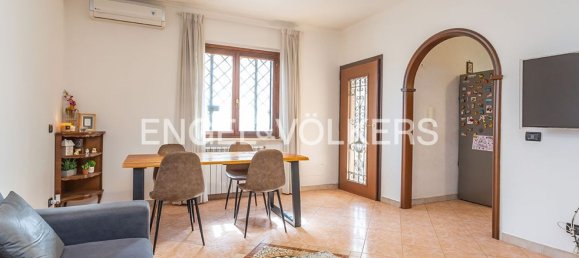 6 rooms House in Guidonia Montecelio, Italy No. 104702 3