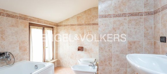 6 rooms House in Guidonia Montecelio, Italy No. 104702 13
