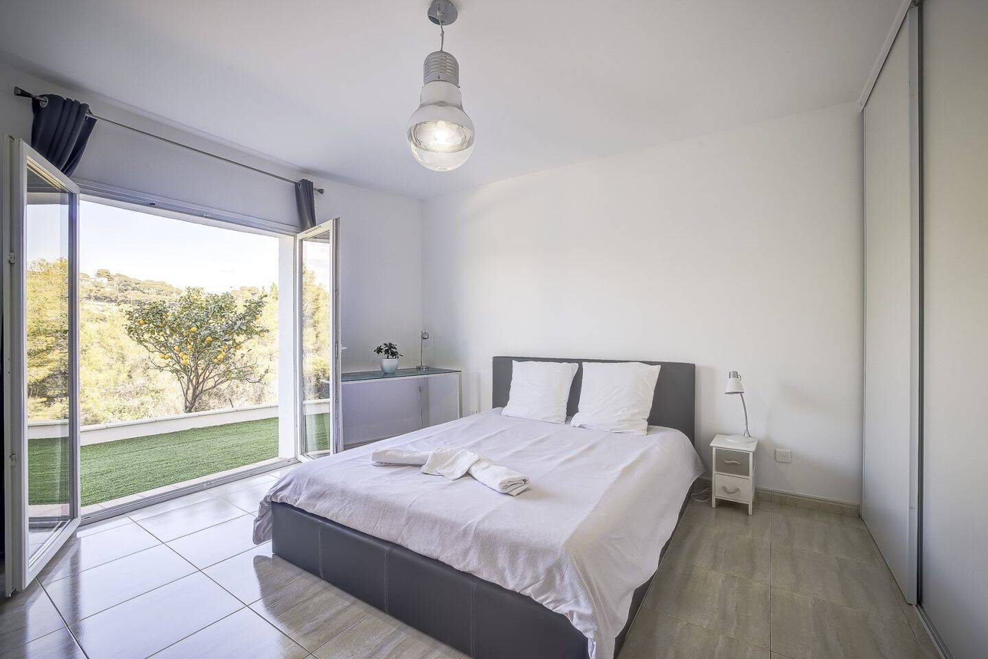 5 غرف نوم فيلا في Nice, France رقم 329210