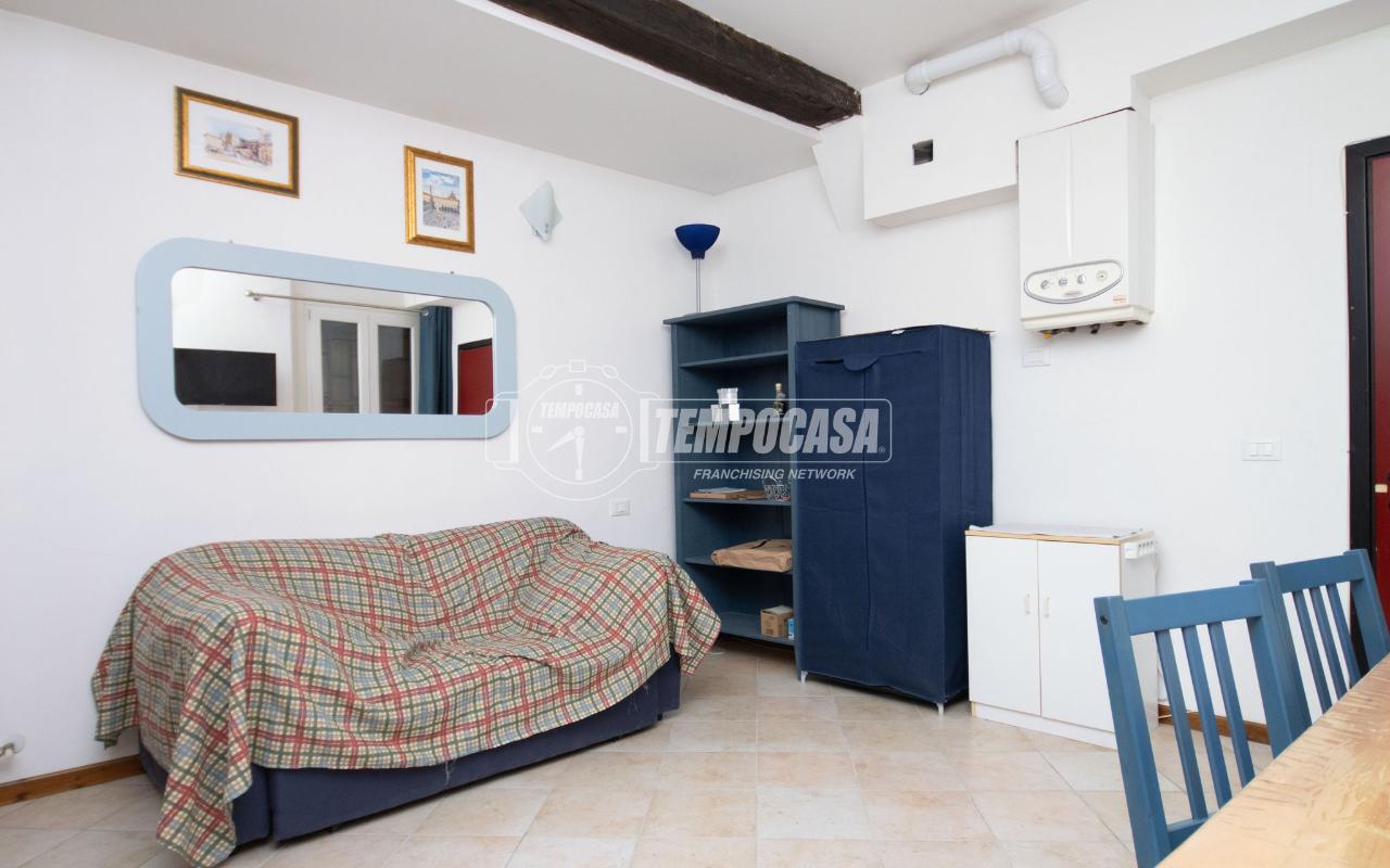 Studio à Bologna, Italy No. 36771