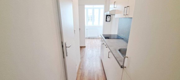 2 rooms Apartment in Vienna, Austria No. 135737 4