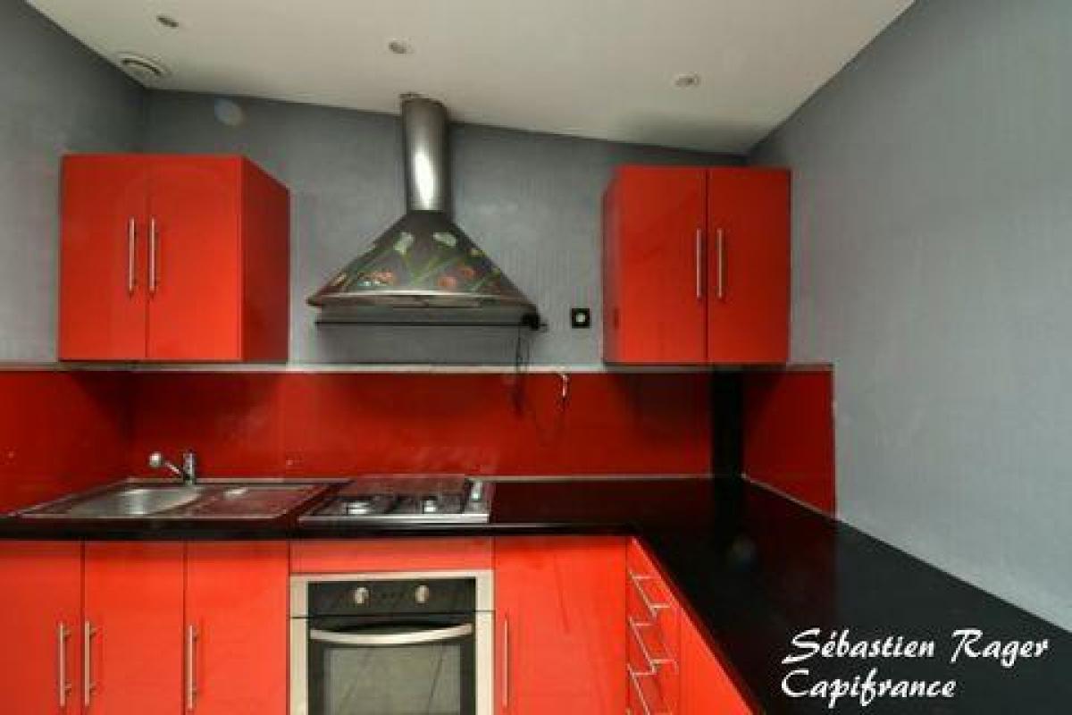 Casa de 2 dormitorios en Roubaix, France No. 23305