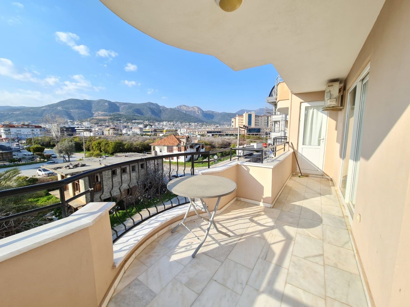 Apartment 2+1 in Oba, Turkey No. 9070