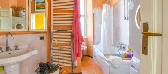 12 غرف نوم منزل في Lesa, Italy رقم 381194 19