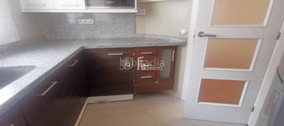 3 bedrooms Apartment in Lleida, Spain No. 172653 7