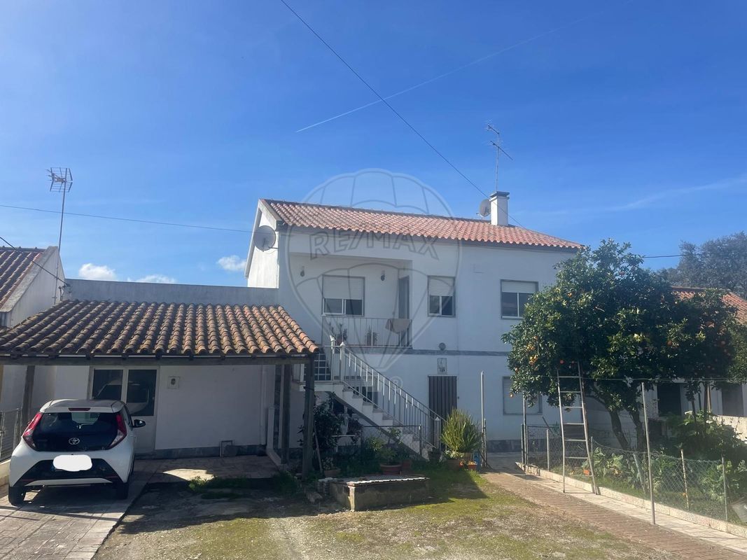 Casa T3 em Montemor o Novo, Portugal N.º 32355