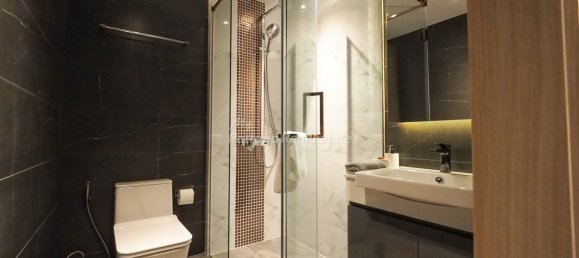 2 bedrooms Condo in Pattaya, Thailand No. 19601 4