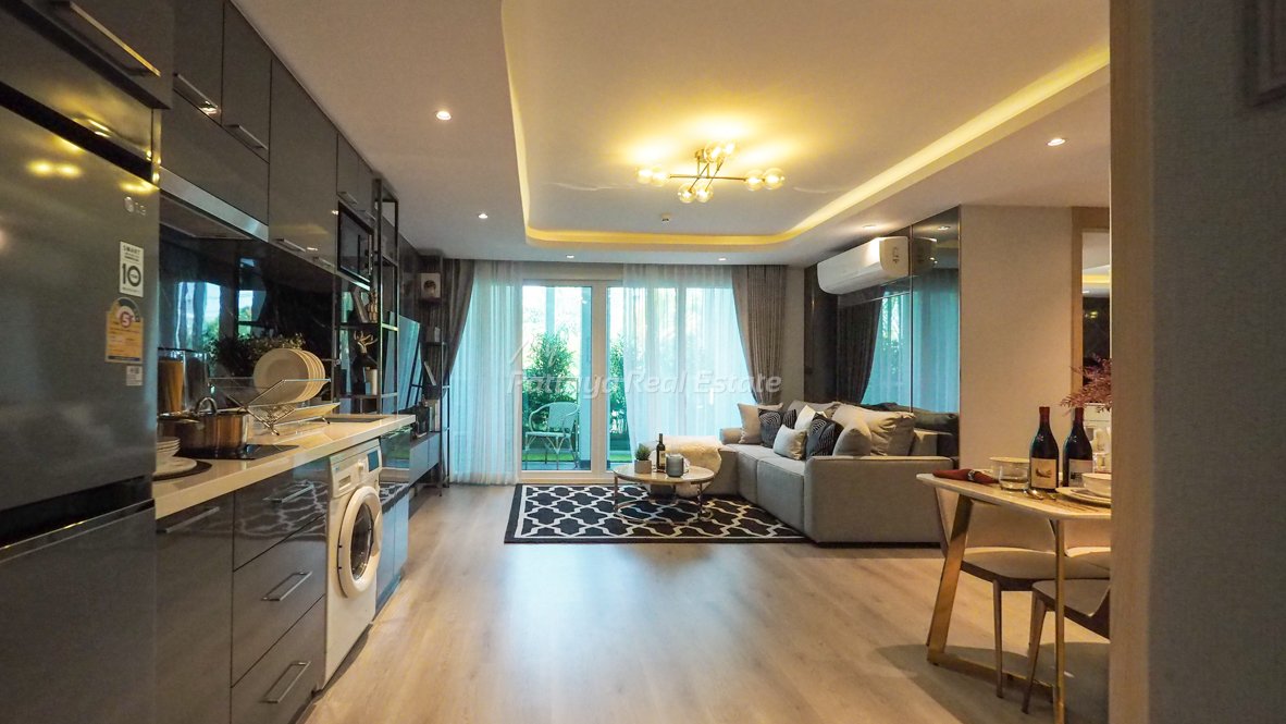 2 bedrooms Condo in Pattaya, Thailand No. 19601