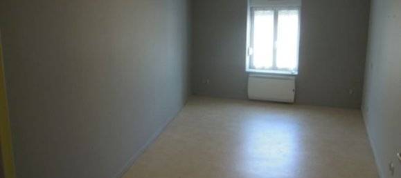 Edifício T3 em Neufmanil, France N.º 76671 9