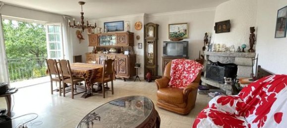 Villa de 4 dormitorios en Kervignac, France No. 312576 3