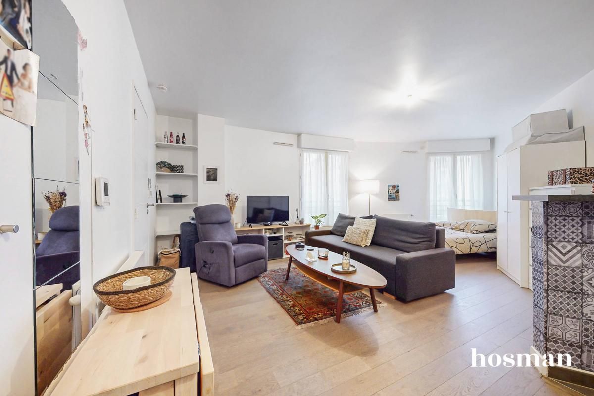 Apartamento de 1 dormitorio en Puteaux, France No. 130168