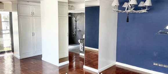 4 bedrooms Condo in Bangkok, Thailand No. 23551 8