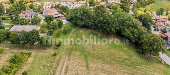 5 rooms House in Viano, Italy No. 293507 10