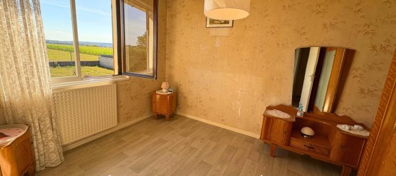 2 Schlafzimmer Haus in Ciry-le-Noble, France, Nr. 334889 8