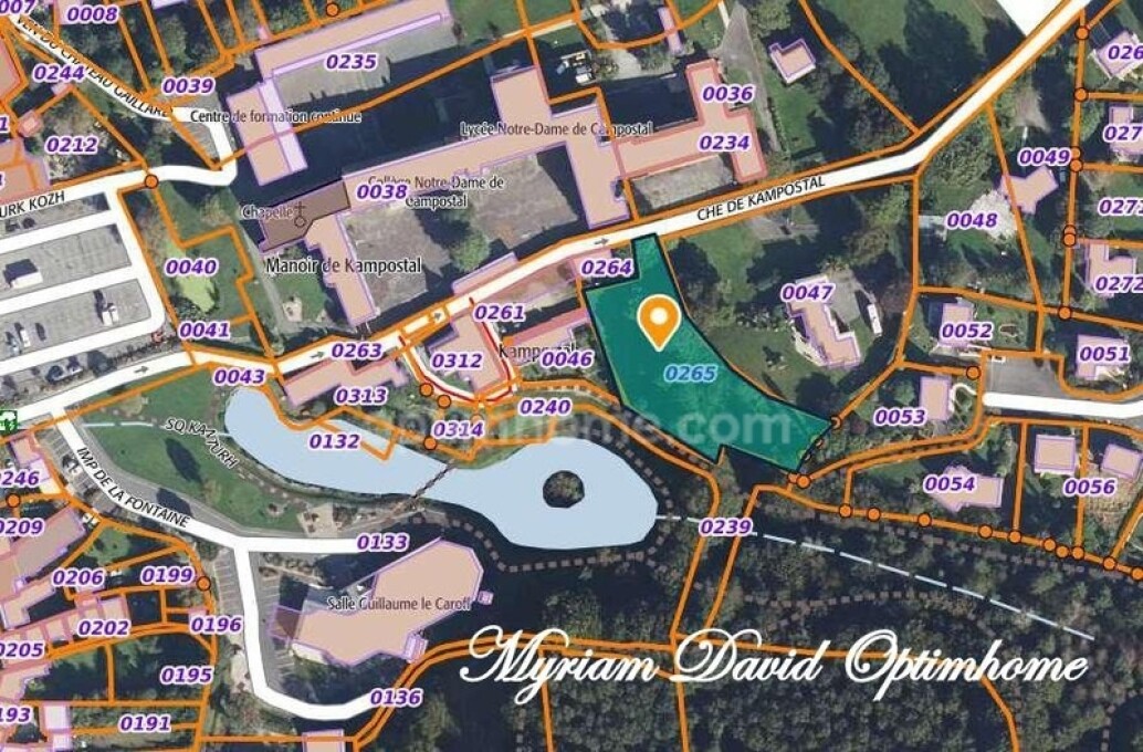 Terreno em Rostrenen, France 2080 m² N.º 341017