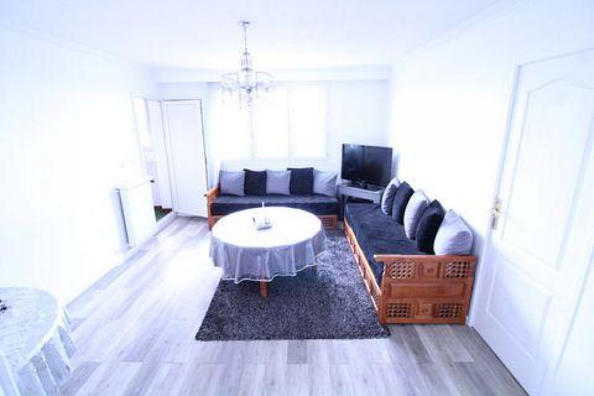 Кондоминиум  с 3 спальнями в Вилёрбан, Франция № 24220