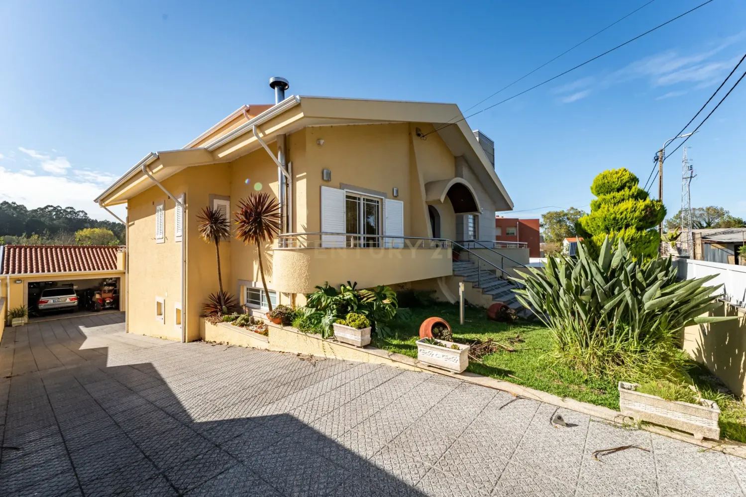6 bedrooms Villa in Vila Nova de Gaia, Portugal No. 126038
