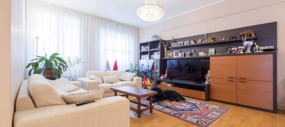 7 bedrooms Apartment in Genoa, Italy No. 379603 4