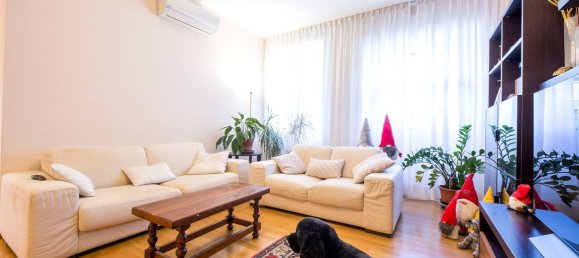 7 bedrooms Apartment in Genoa, Italy No. 379603 3