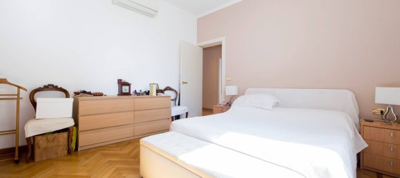 7 bedrooms Apartment in Genoa, Italy No. 379603 14