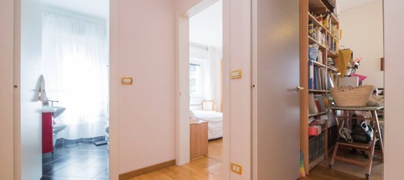 7 bedrooms Apartment in Genoa, Italy No. 379603 17