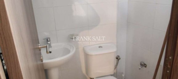 Дом с 4 спальнями в Сиддживи, Мальта № 9165 3