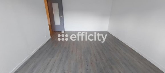 2 Schlafzimmer Wohnung in Luce, France, Nr. 158371 8