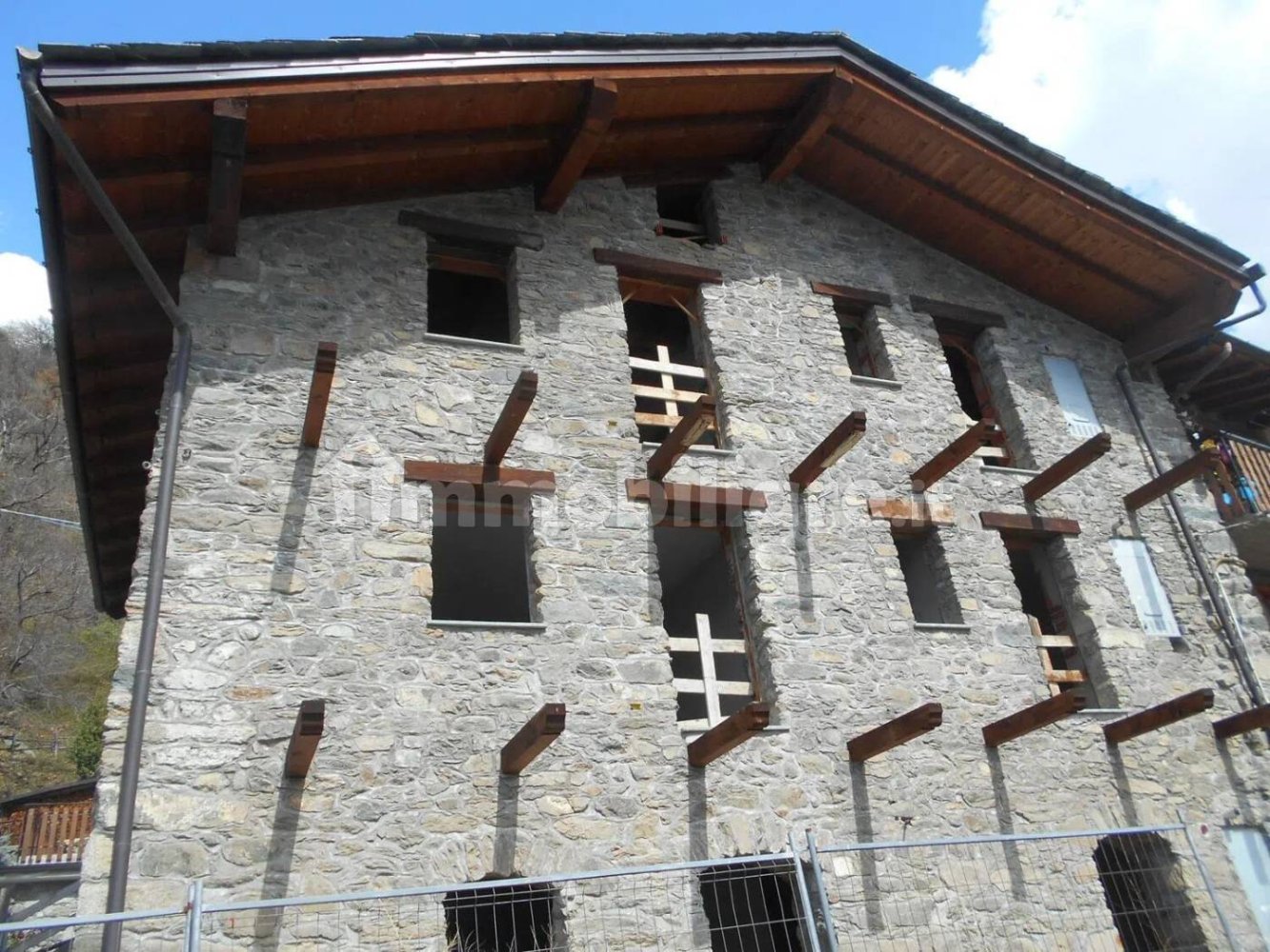 3 bedrooms Apartment in Saint Vincent, Italy No. 86908