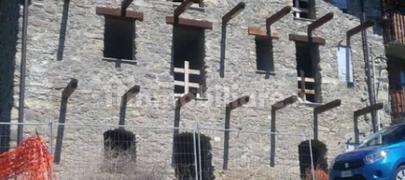 3 bedrooms Apartment in Saint Vincent, Italy No. 86908 11