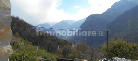 3 bedrooms Apartment in Saint Vincent, Italy No. 86908 2