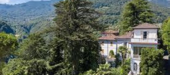 18 rooms Villa in Dizzasco, Italy No. 13763 4