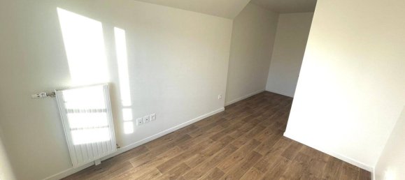 3 Schlafzimmer Doppelhaus in Plaisir, France, Nr. 326540 8