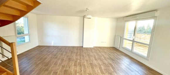 3 Schlafzimmer Doppelhaus in Plaisir, France, Nr. 326540 3