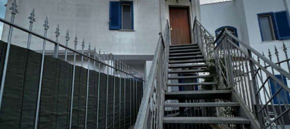 4 rooms Apartment in Giugliano in Campania, Italy No. 223440 17