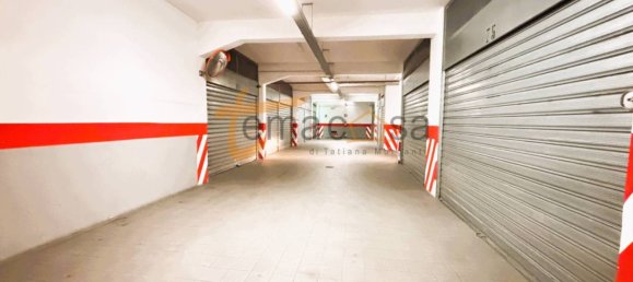 Garagem em Rome, Italy 30 m² N.º 301224 3