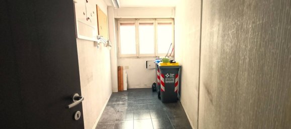 92m² Commercial property in Terni, Italy No. 313982 17